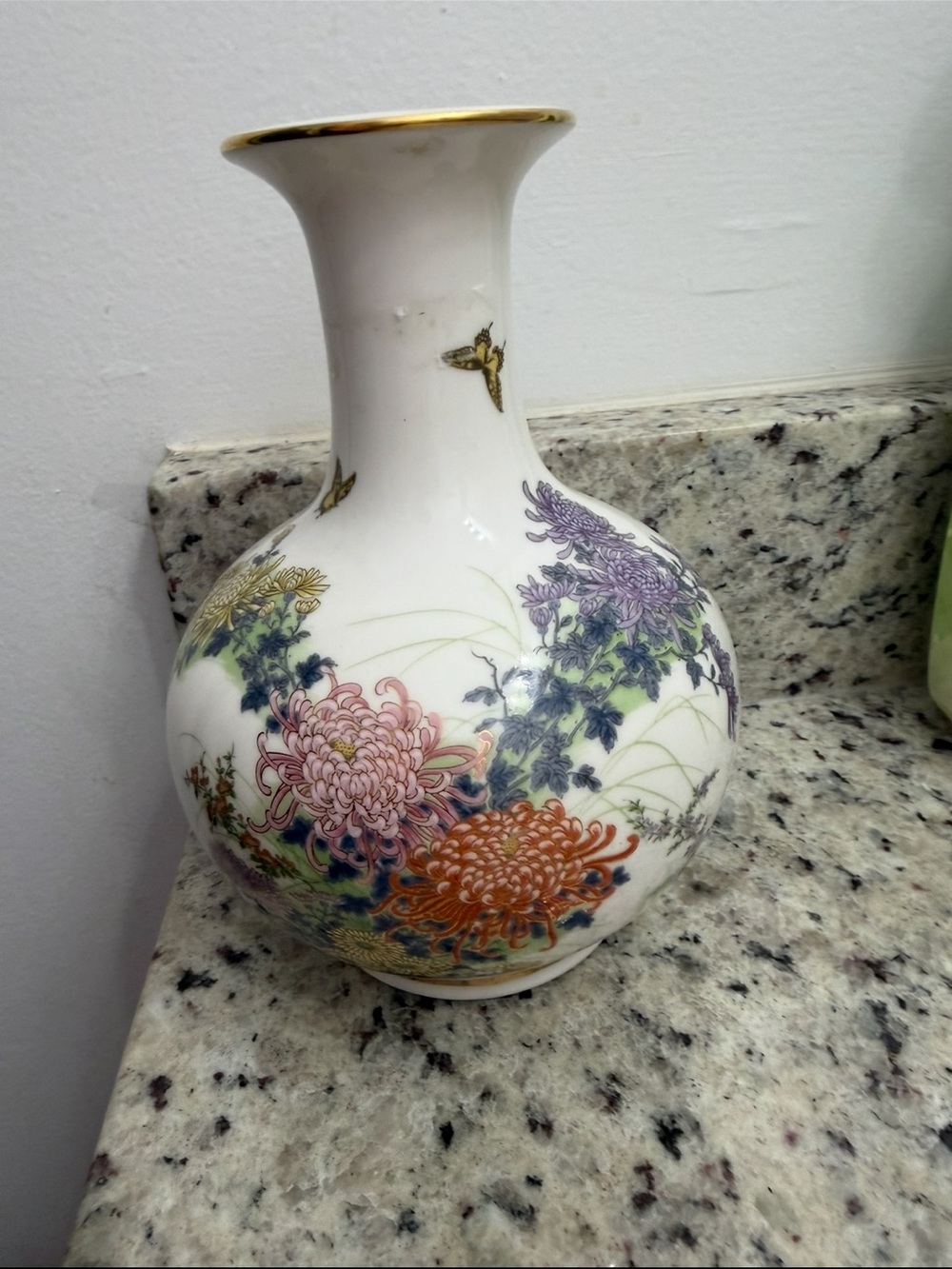 Andrea By Sadek White Porcelain Vase with Multicolor Chrysanthemums and Gold Rim